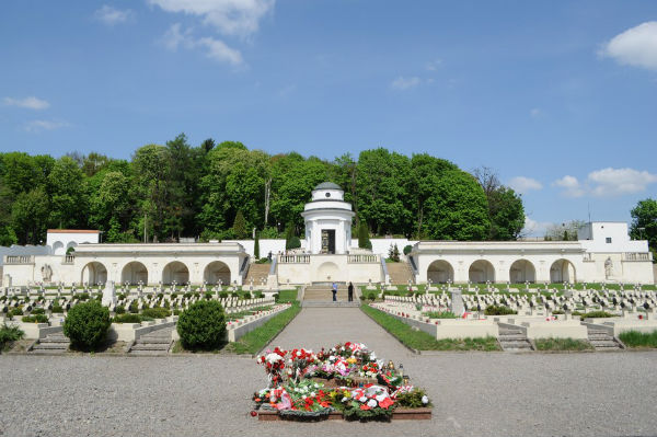 Меморіал Львівським Орлятам